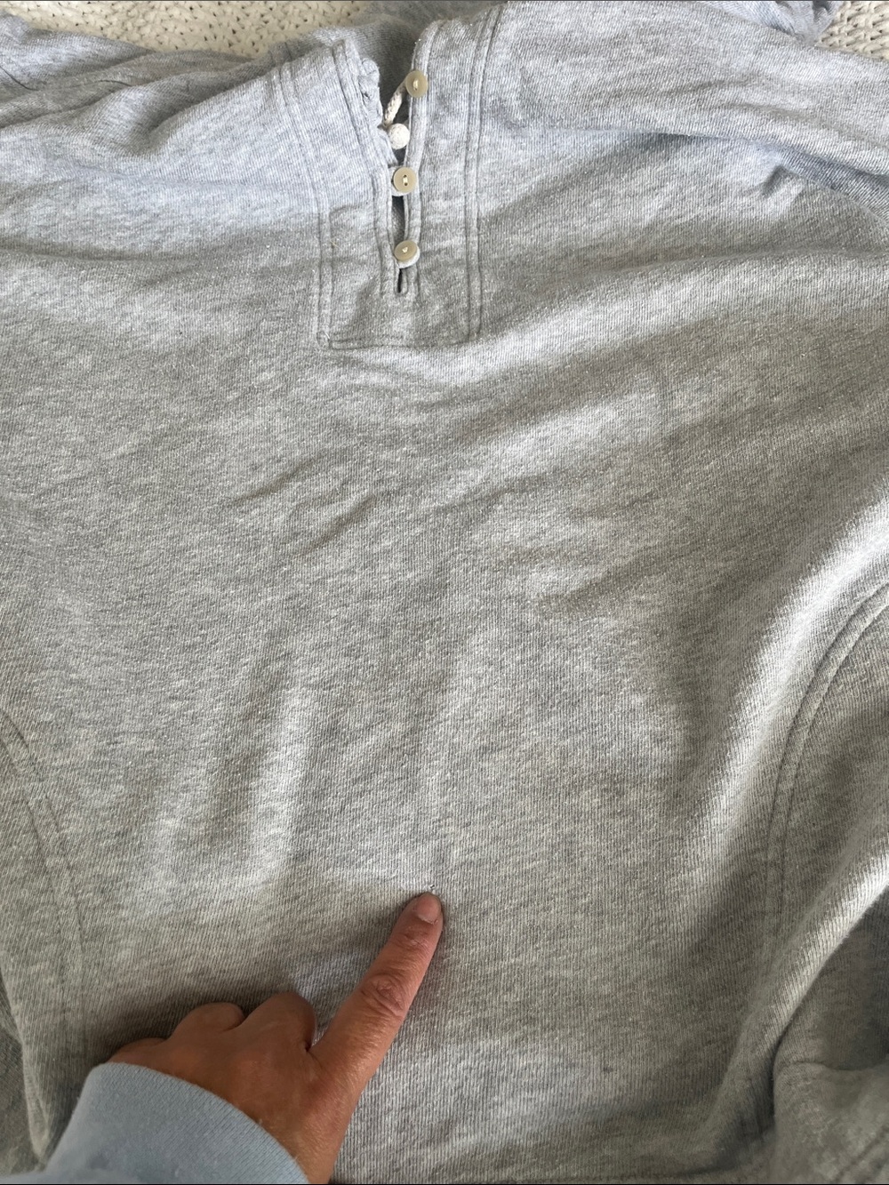Aerie Mens Gray Hooded Henley Sweatshirt Pullover Medium Pockets * See Photos - Picture 15 of 16